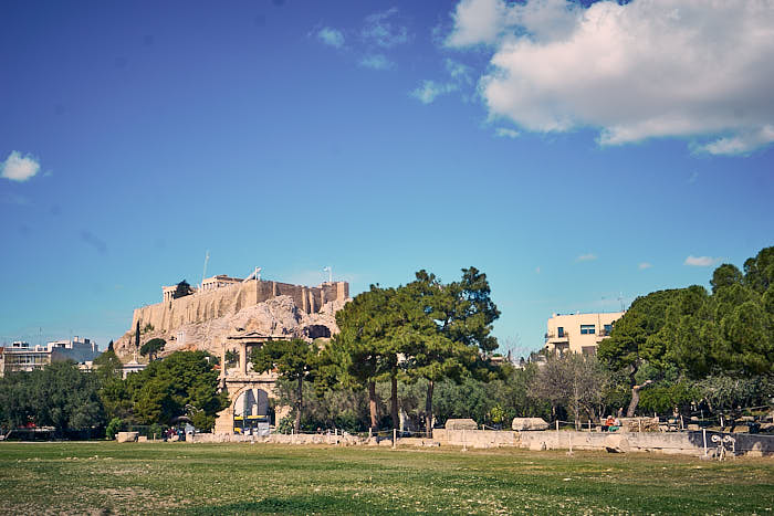 Blick Hadrianstor in Richtung Akropolis