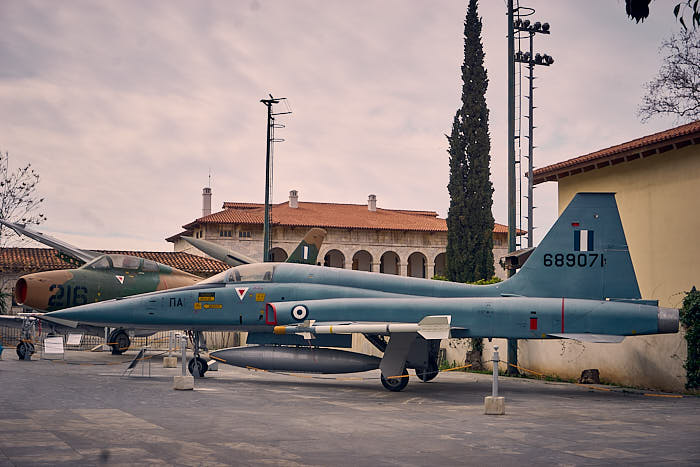 Kampfflugzeug Kriegsmuseum