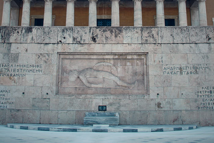 Relief Denkmal unbekannter Soldat Athen