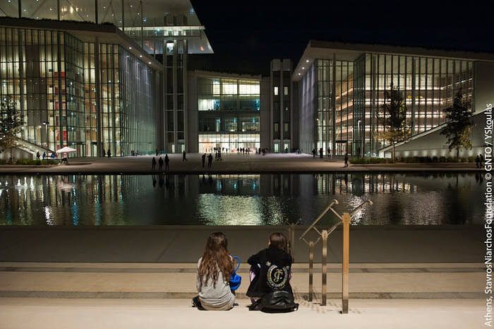 Stavros Niarchos Foundation bei Nacht